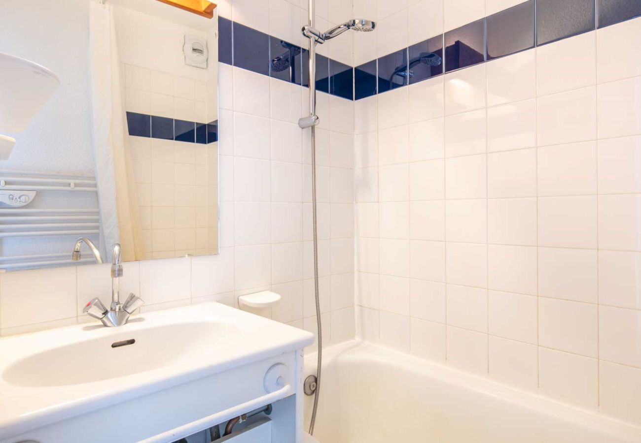 Studio in Tignes - Studio cabin in the mountains - 4 people