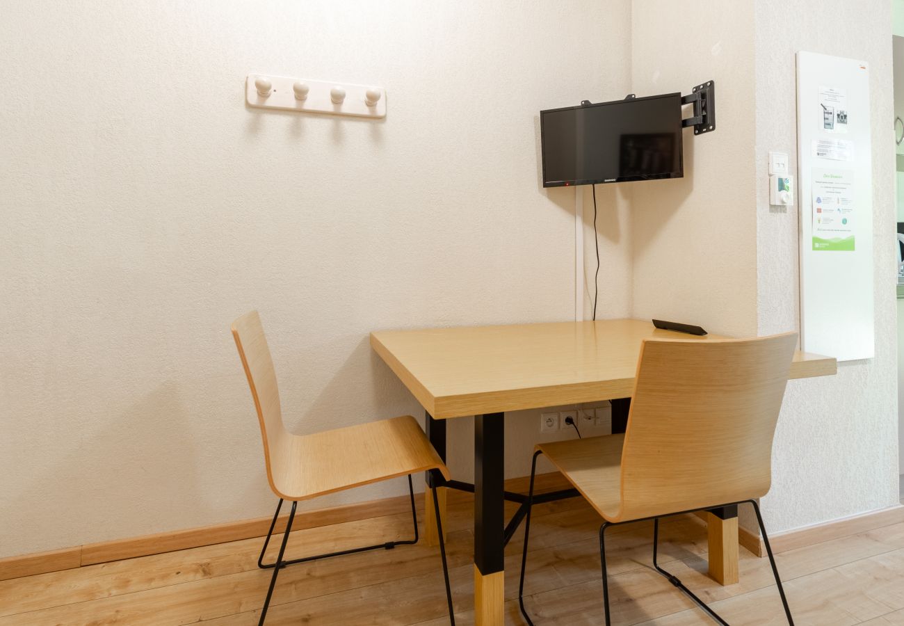 Apartment in Ax-les-Thermes - Bright apartment with nature view 4 people 