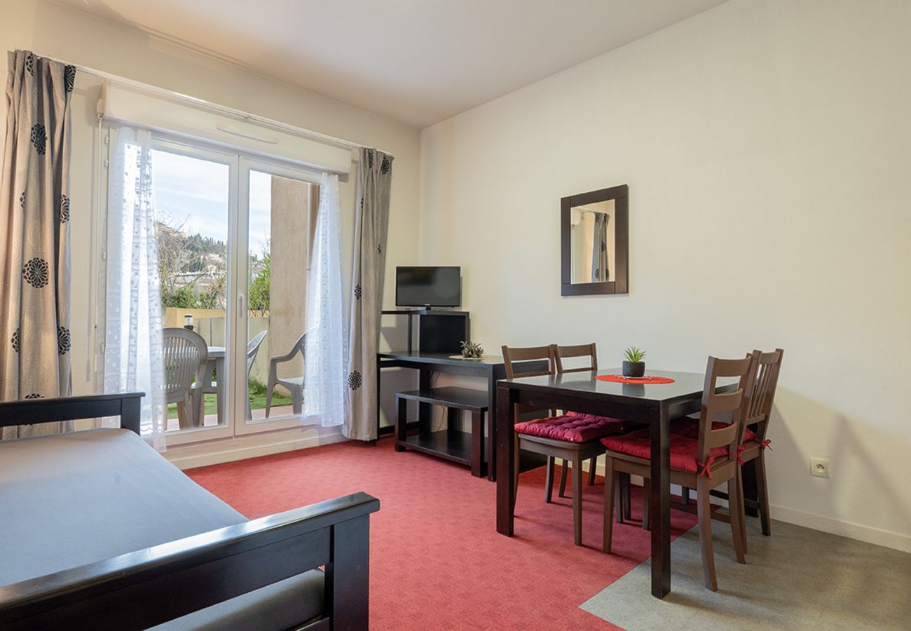 Apartment in Grasse - Charming apartment for 4 people with terrace