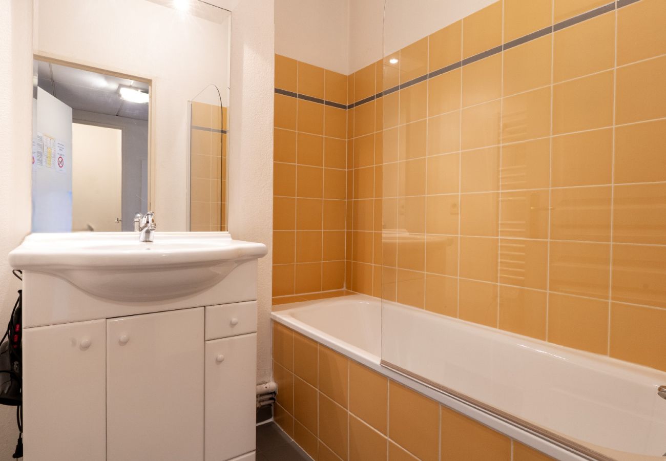 Apartment in Grasse - Charming apartment for 4 people with terrace