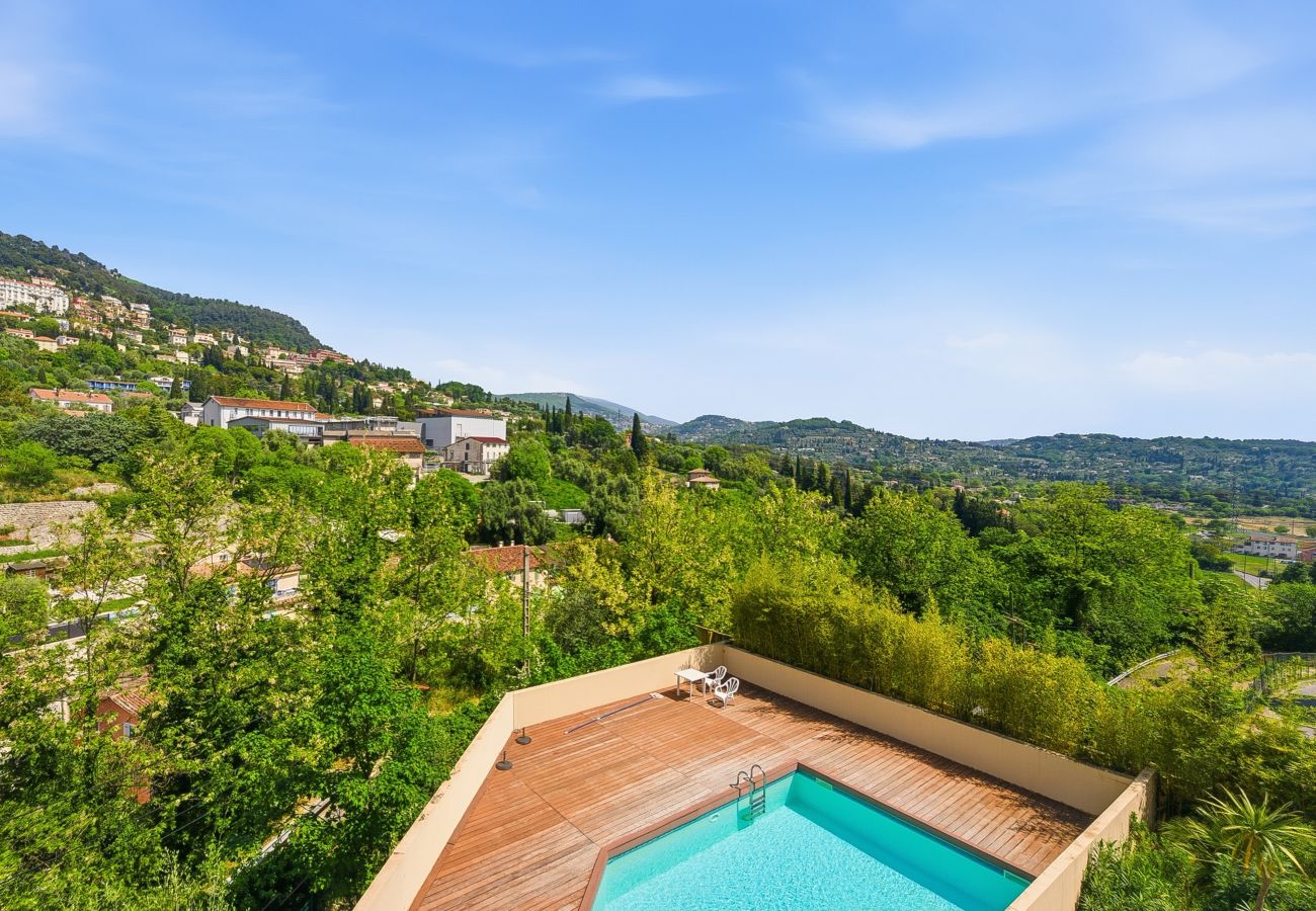 Studio in Grasse - Bright studio view mountain view - 2 people 