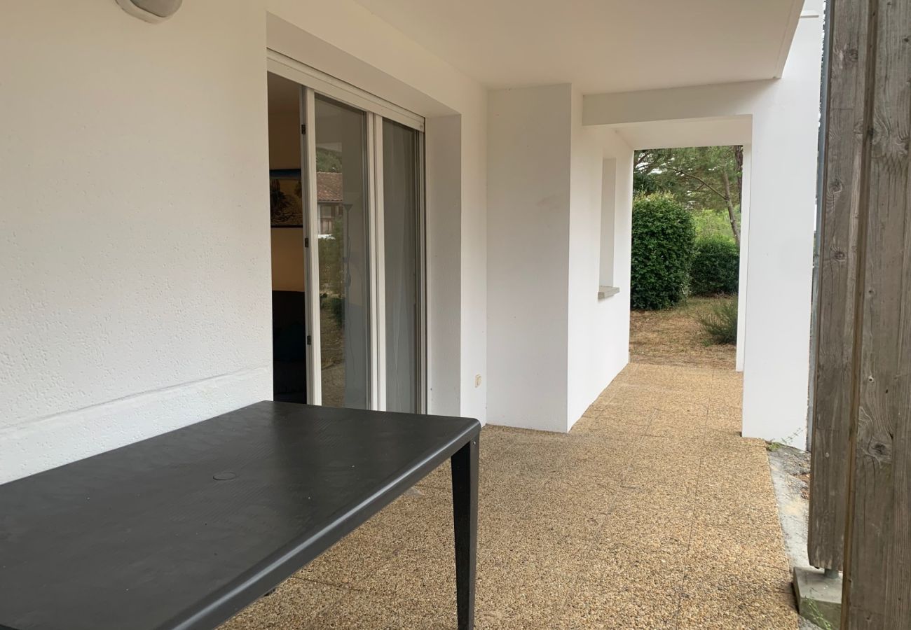 Apartment in Ondres - South-west-facing flat with a terrace, 1 km from the beach