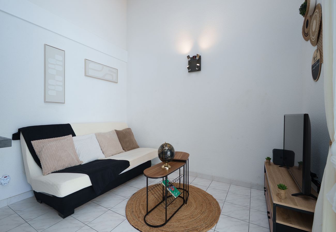 Apartment in Agde - House with a garden and a nearby beach