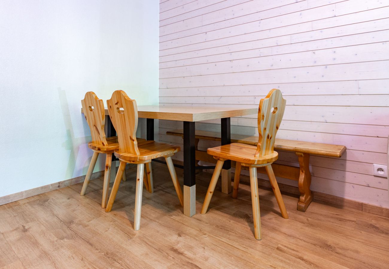 Apartment in Ax-les-Thermes - Flat balcony overlooking the countryside, close to shops