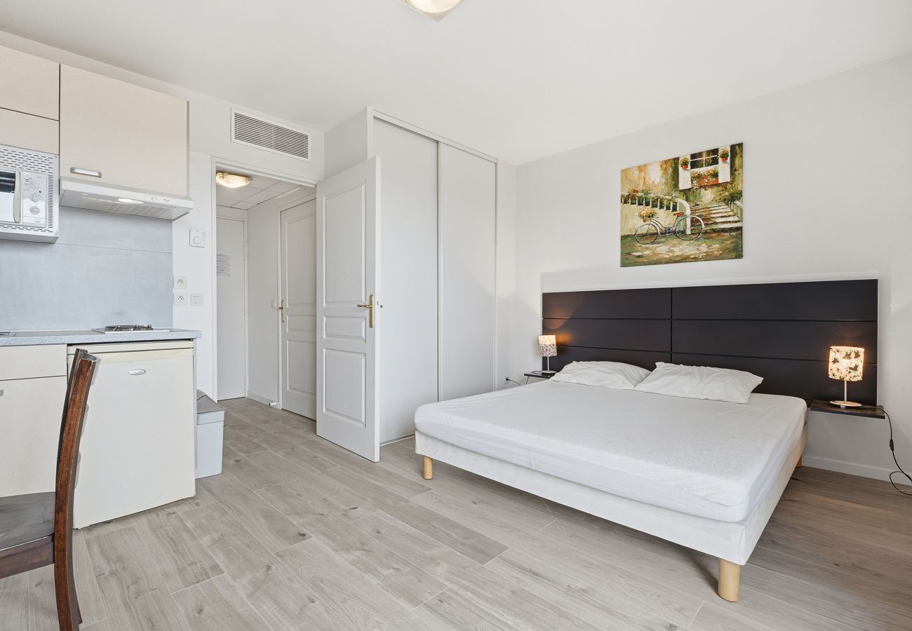 Studio in Grasse - Studio with swimming view and nature view