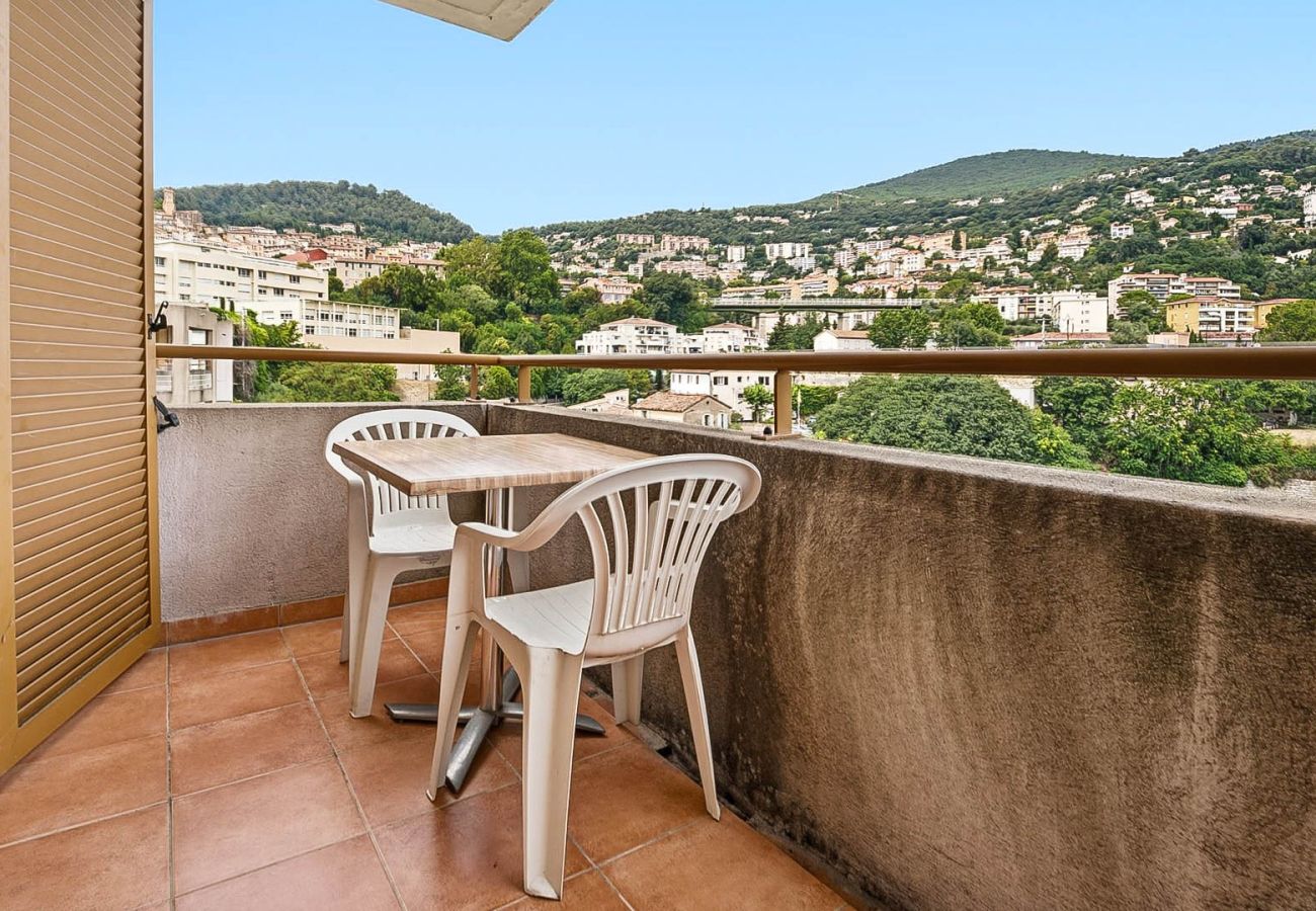 Studio in Grasse - Apartment with balcony and swimming pool