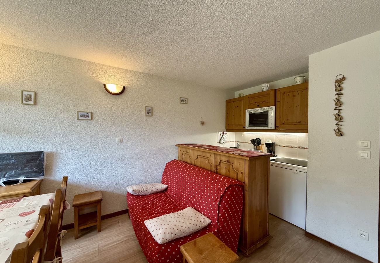 Apartment in Morillon - Apartment with balcony and ski slopes view