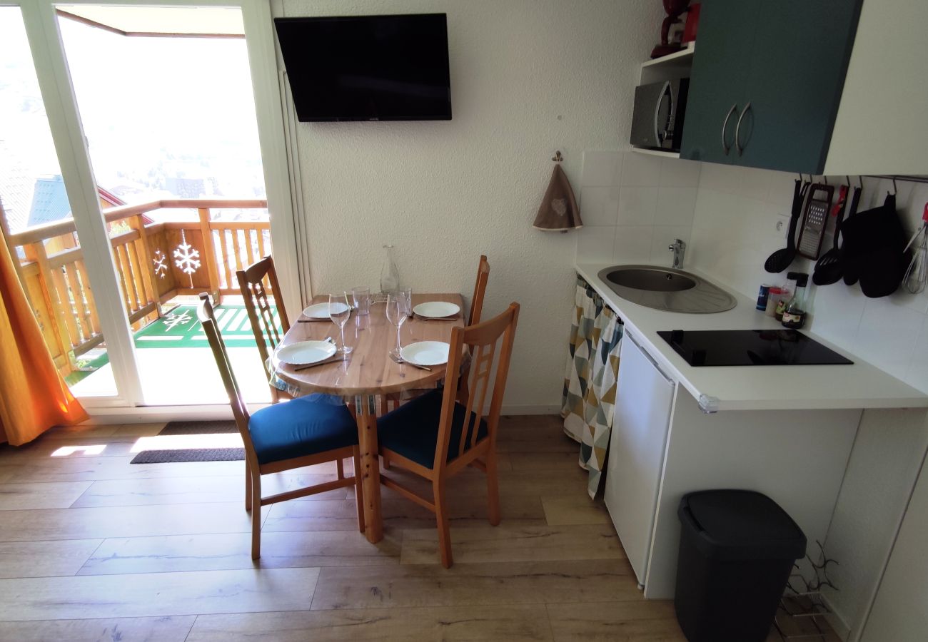 Studio in Les Deux Alpes - Studio with balcony and ski slopes view
