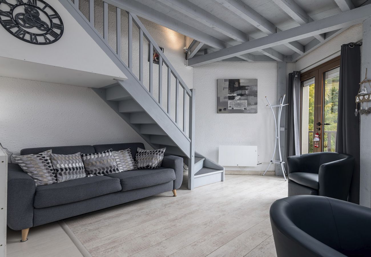 Studio in Allos - Studio with a mezzanine and views of the countryside