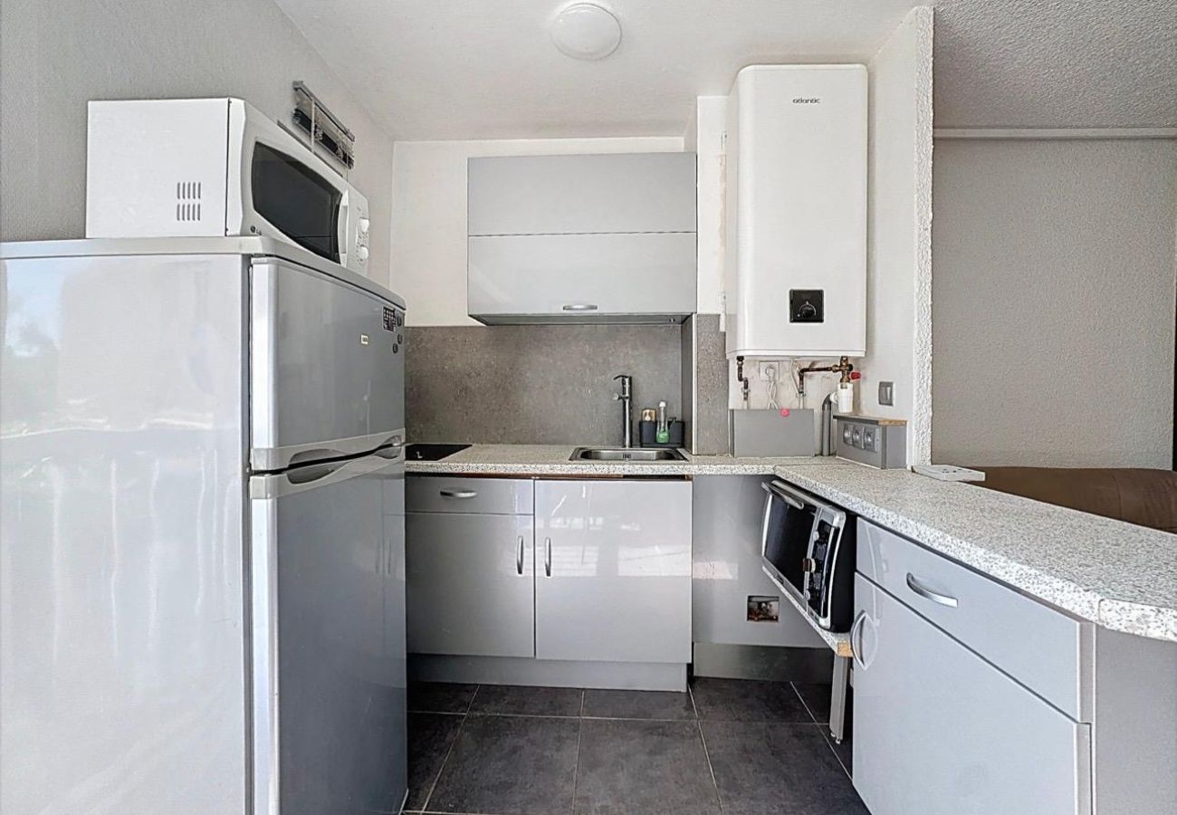 Studio in Agde - Studio for 4 ppl near the sea