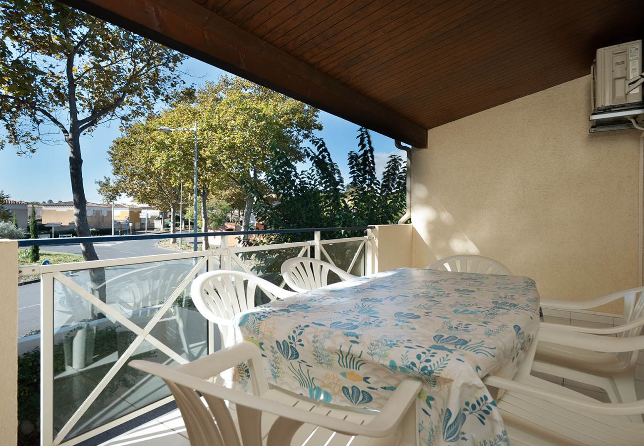 Apartment in Agde - Air-conditioned flat with a mezzanine and a balcony