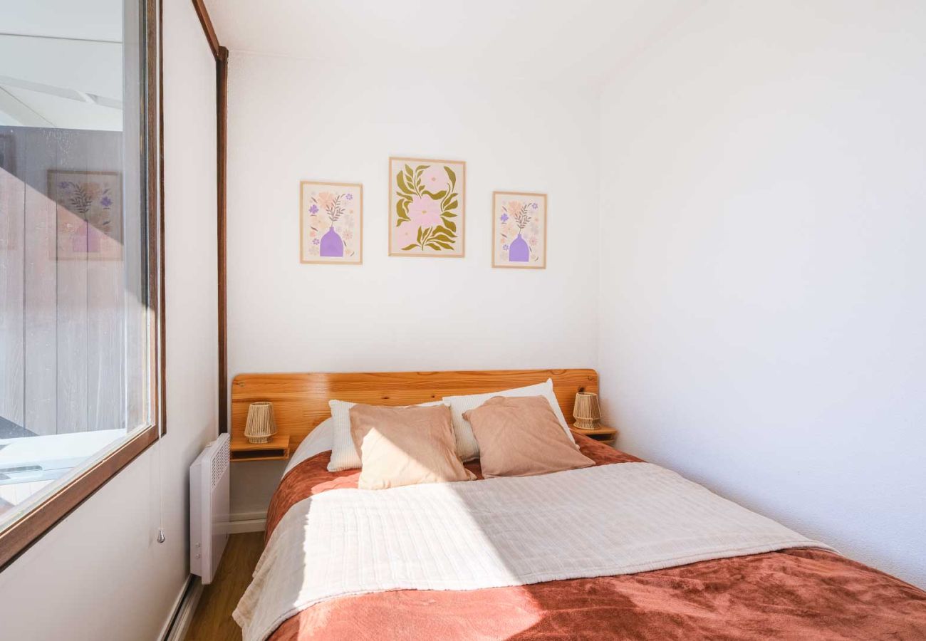 Apartment in Chamrousse - Apartment with balcony and mountains view