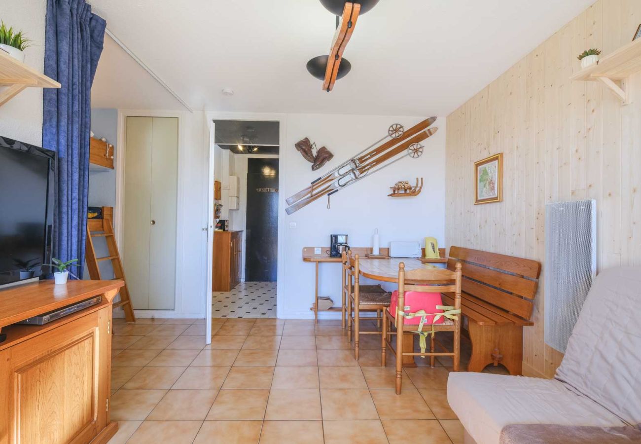 Apartment in Chamrousse - Apartment with balcony and mountains view