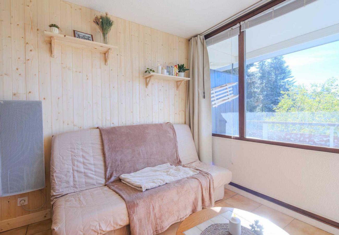 Apartment in Chamrousse - Apartment with balcony and mountains view
