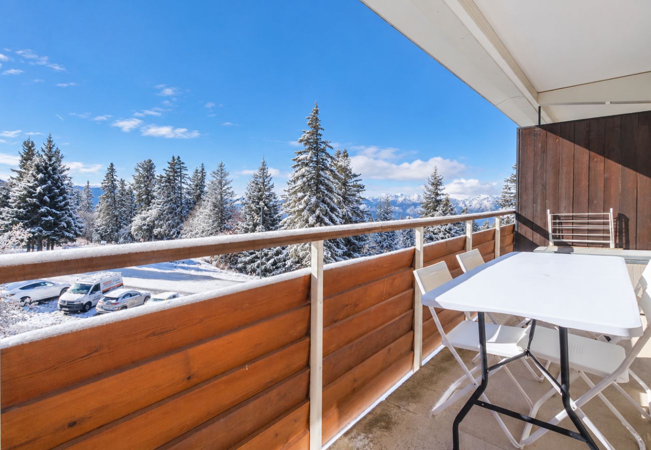 Apartment in Chamrousse - Apartment with balcony and mountains view
