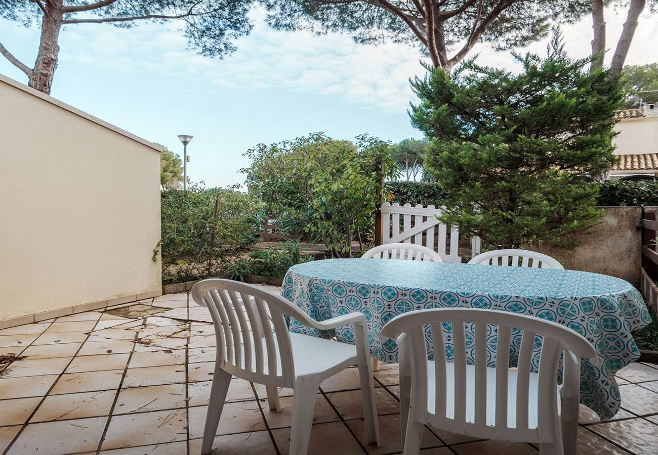 Appartement à Agde - Appt lumineux 4 pers, grande terrasse, parking