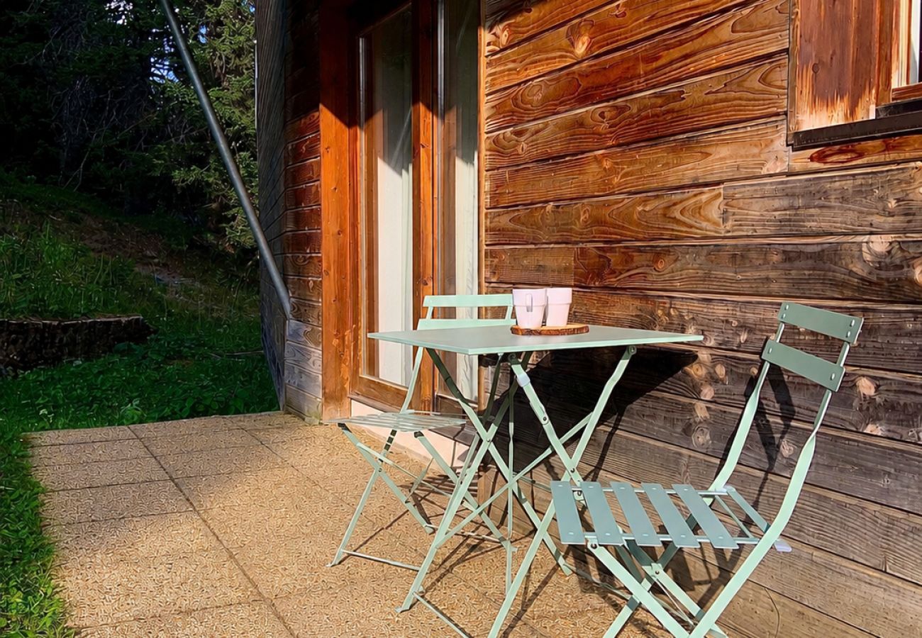 Studio à Chamrousse - Studio lumineux 4 pers près des pistes avec jardin