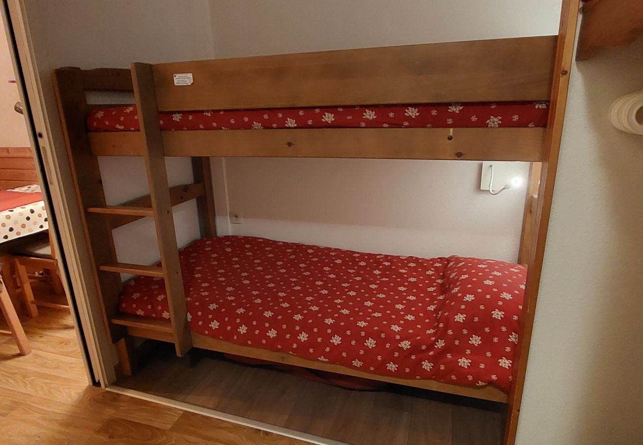 Appartement à Chamrousse - Appt chaleureux 4 pers, près des pistes