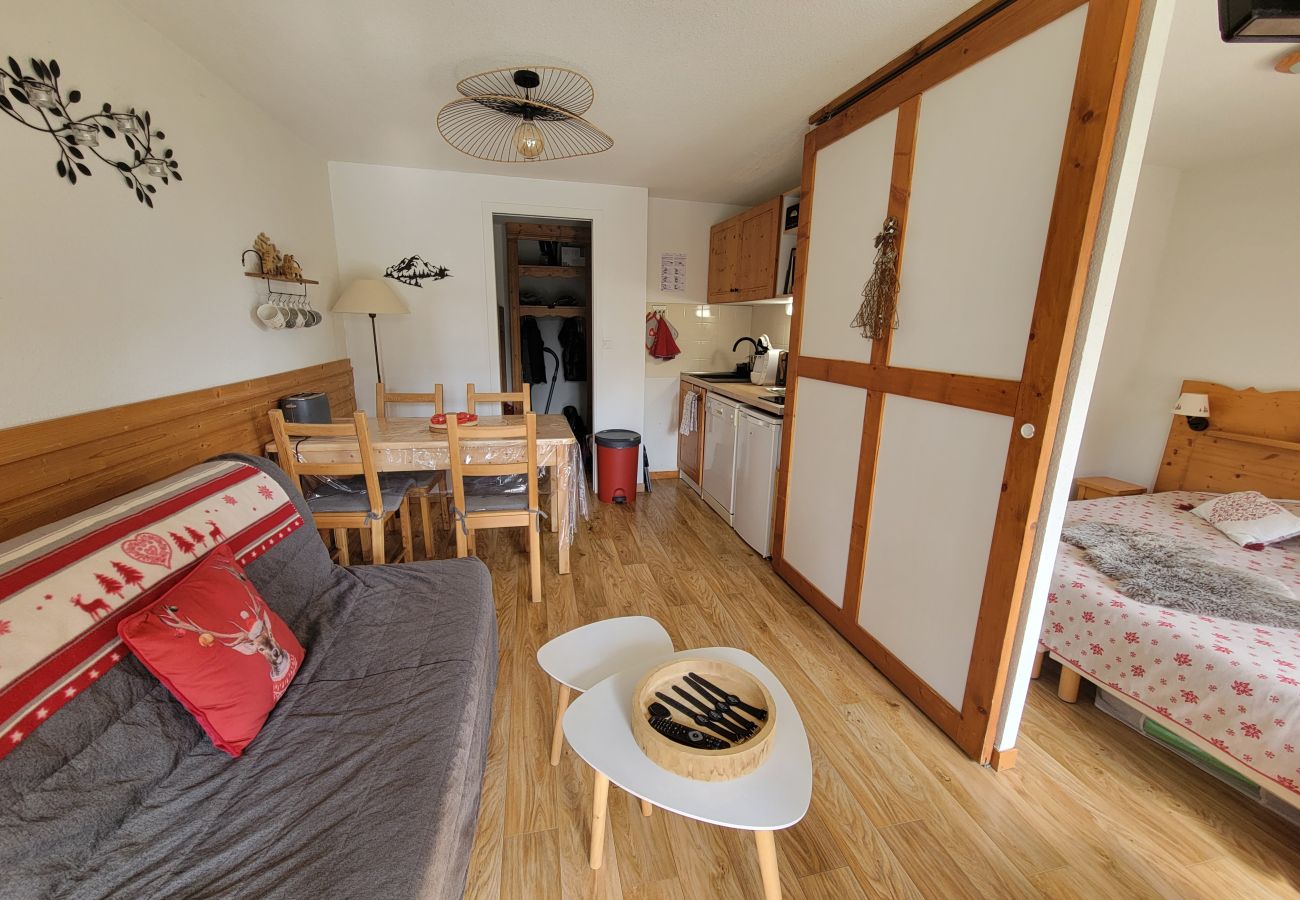 Appartement à Chamrousse - Appt chaleureux 4 pers, près des pistes