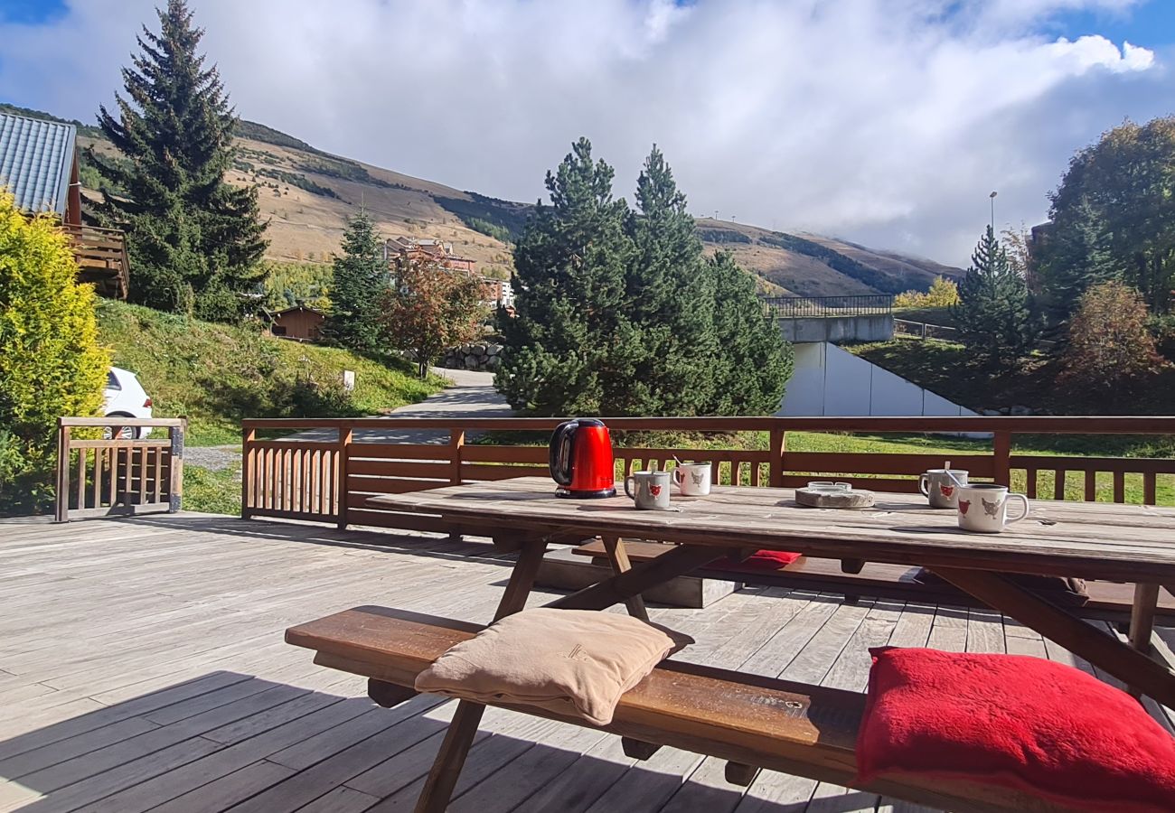 Chalet à Les Deux Alpes - Grand CHALET 10 Pers avec grande terrasse
