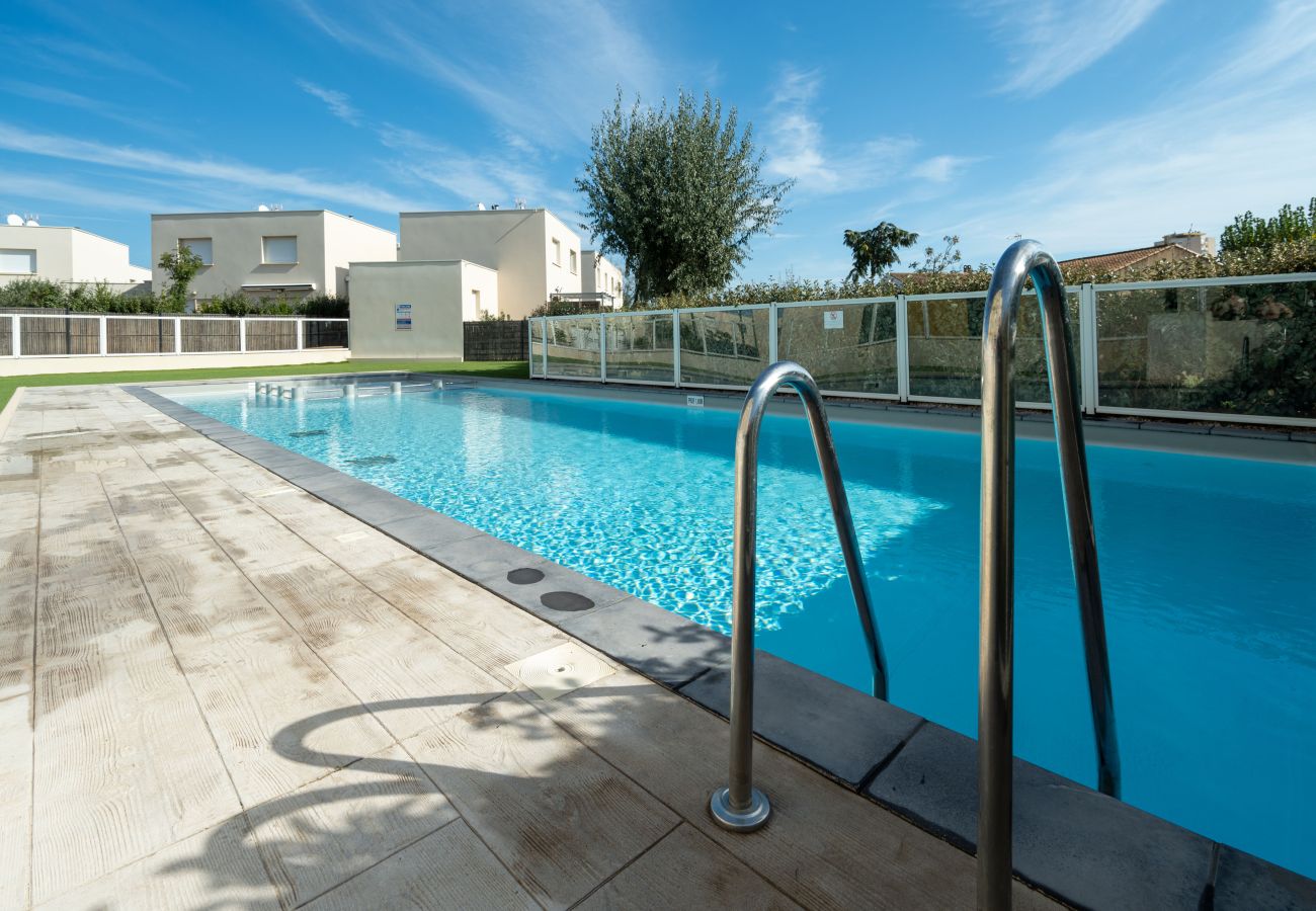 Villa à Sérignan - Villa lumineuse 7 pers, terrasse, proche de la mer