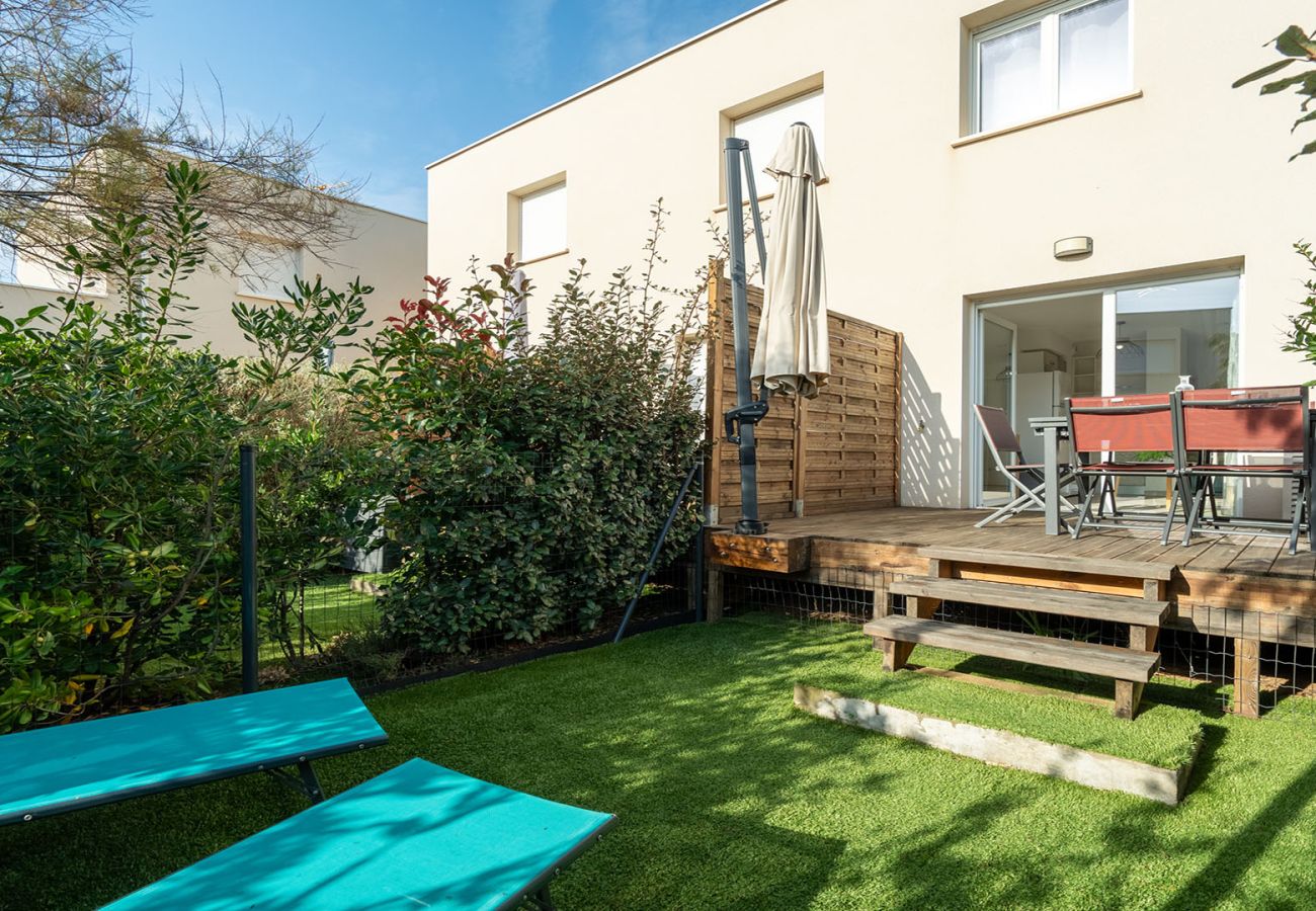 Villa à Sérignan - Villa climatisée 6 pers avec  jardin et piscine