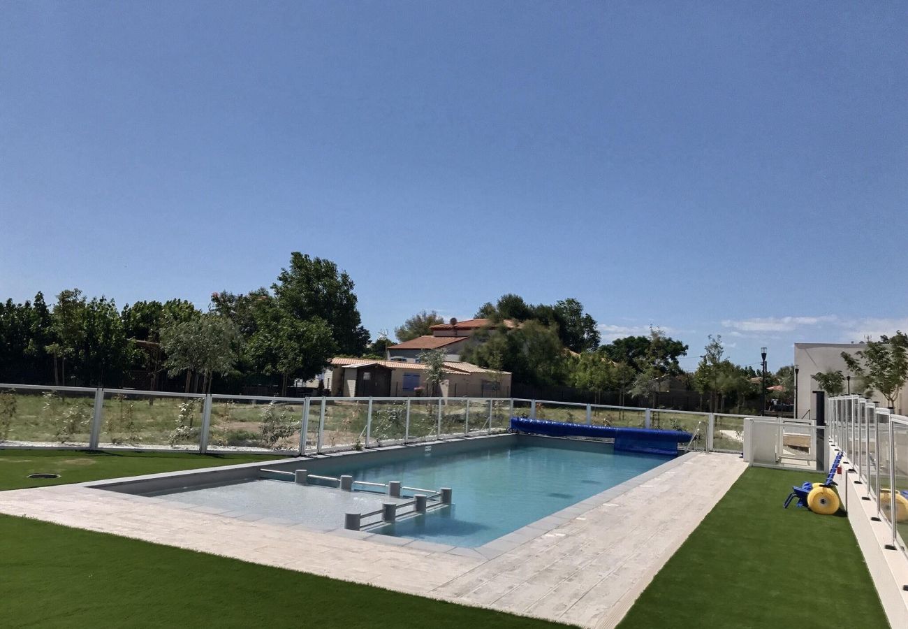 Villa à Sérignan - Villa 6 pers avec jardin dans résidence avec piscine
