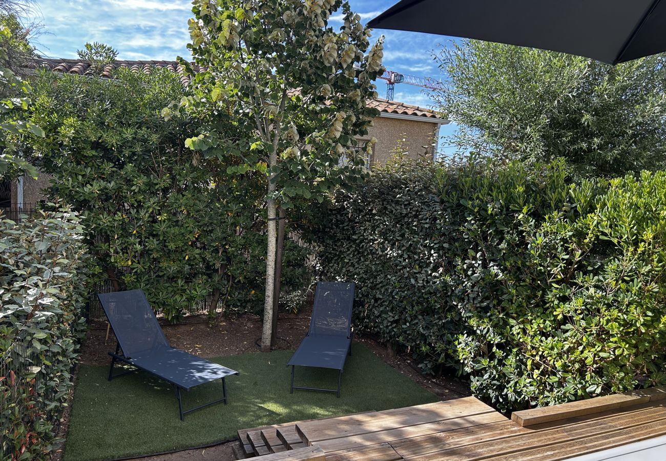Villa à Sérignan - Villa 6 pers avec jardin dans résidence avec piscine
