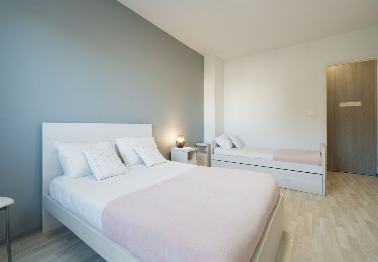 Villa à Sérignan - Belle Villa 6 pers avec jardin 