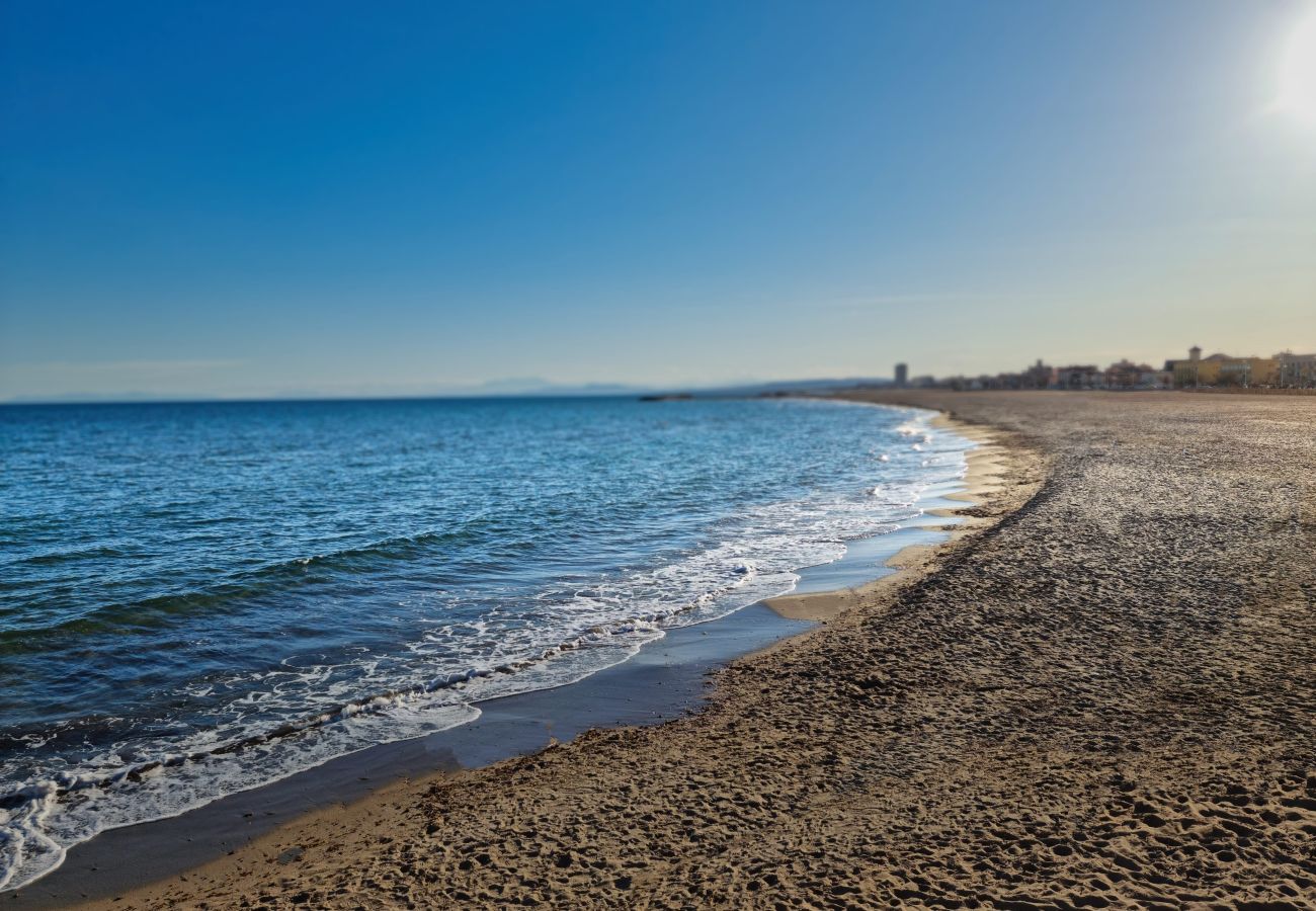 Villa à Sérignan - Villa climatisée avec jardin & piscine proche de la mer