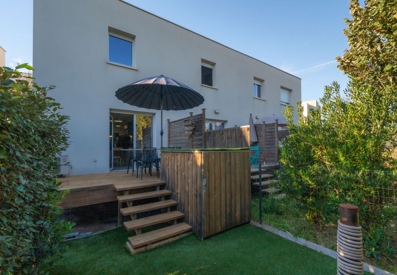 Villa à Sérignan - Joli Villa avec Jardin pour 4 personnes proche plage