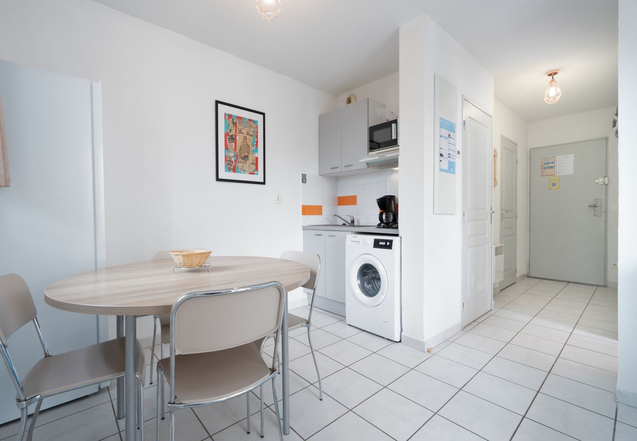 Appartement à Le Grau-du-Roi - Appartement lumineux climatisé 4 pers, proche de la mer