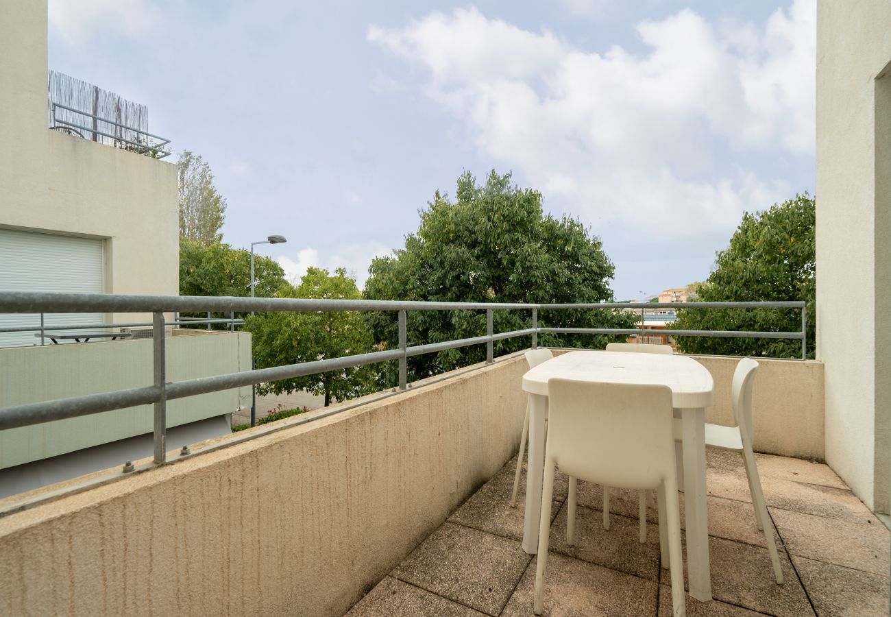 Appartement à Le Grau-du-Roi - Appartement lumineux climatisé 4 pers, proche de la mer