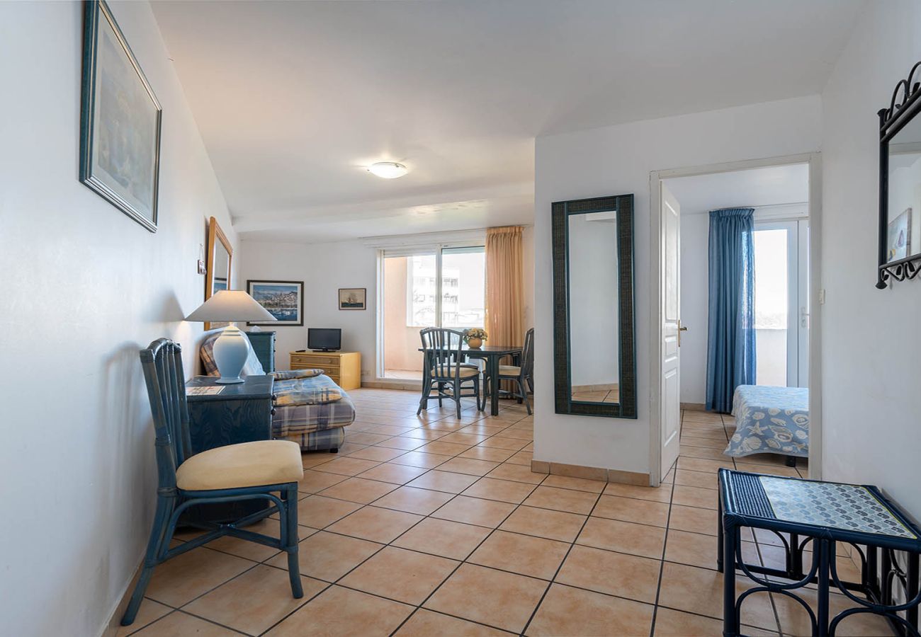 Appartement à Agde - Appt lumineux avec grand balcon pour 4 pers