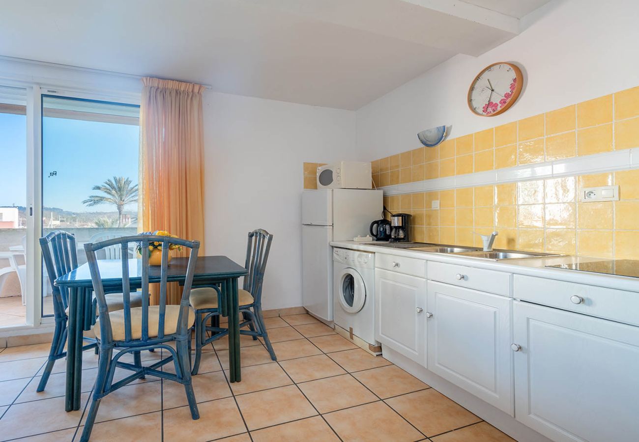 Appartement à Agde - Appt lumineux avec grand balcon pour 4 pers