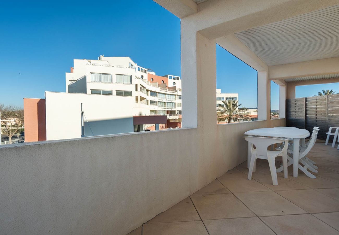 Appartement à Agde - Appt lumineux avec grand balcon pour 4 pers