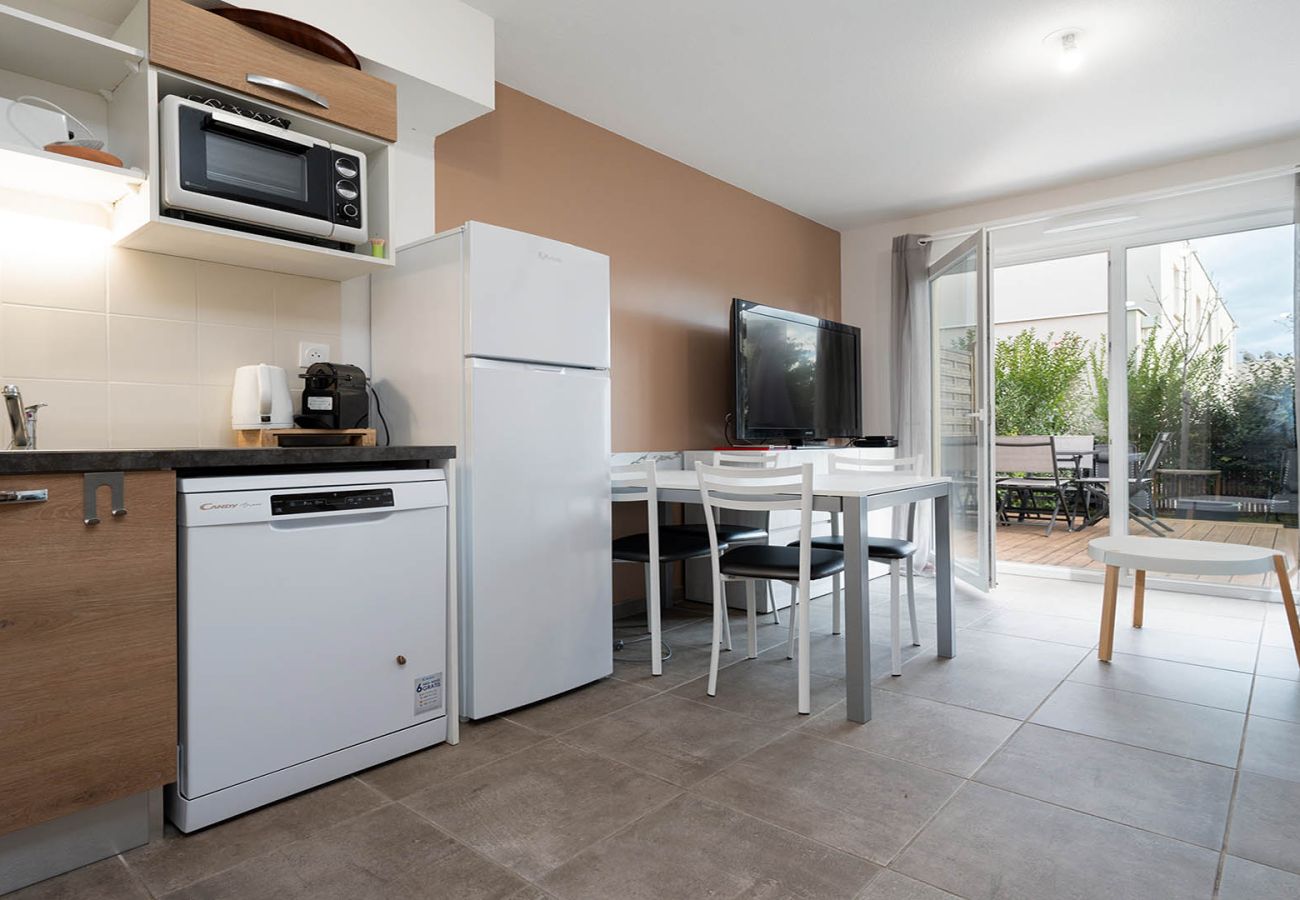 Villa à Sérignan - Villa 6 pers avec jardin dans résidence avec piscine
