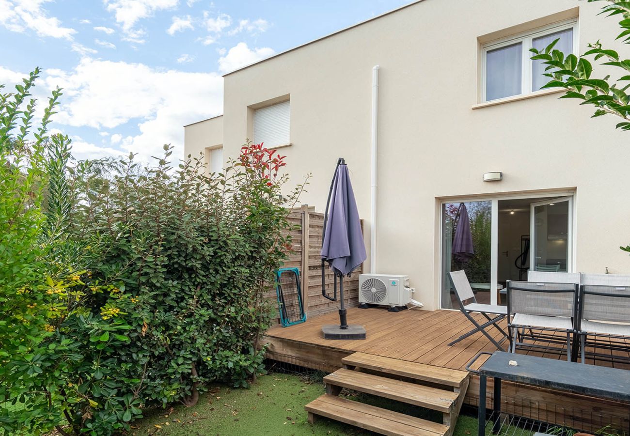 Villa à Sérignan - Villa 6 pers avec jardin dans résidence avec piscine