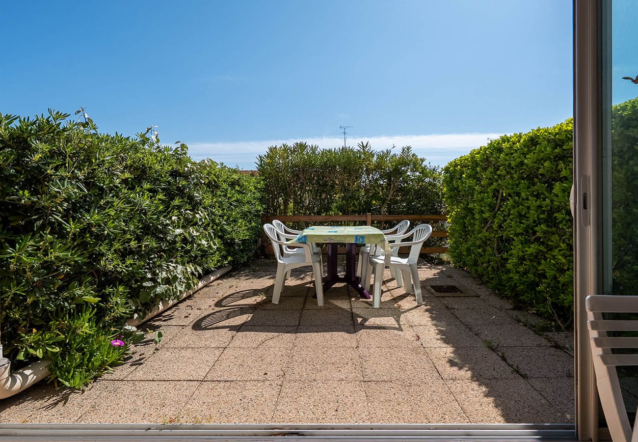 Studio à Agde - Bel Appt pour 4 pers avec jardin
