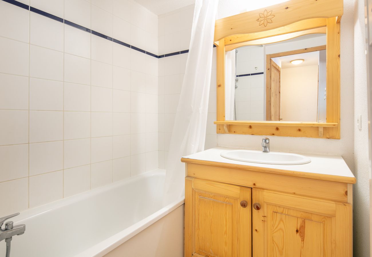 Appartement à Saint-Sorlin-d´Arves - Bel Appt au RDC pour 6 pers près des pistes
