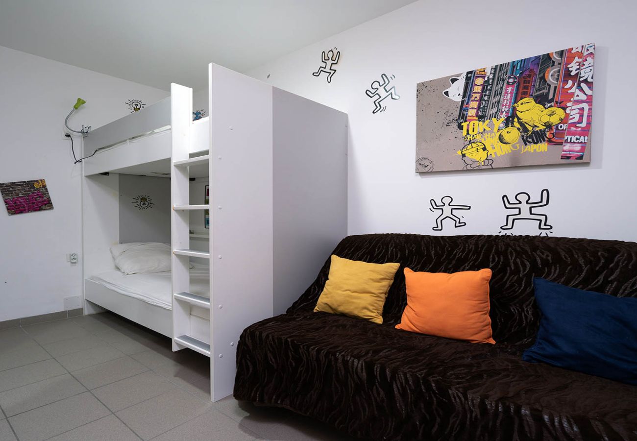 Appartement à Le Grau-du-Roi - Appartement avec balcon & parking à 500m de la plage