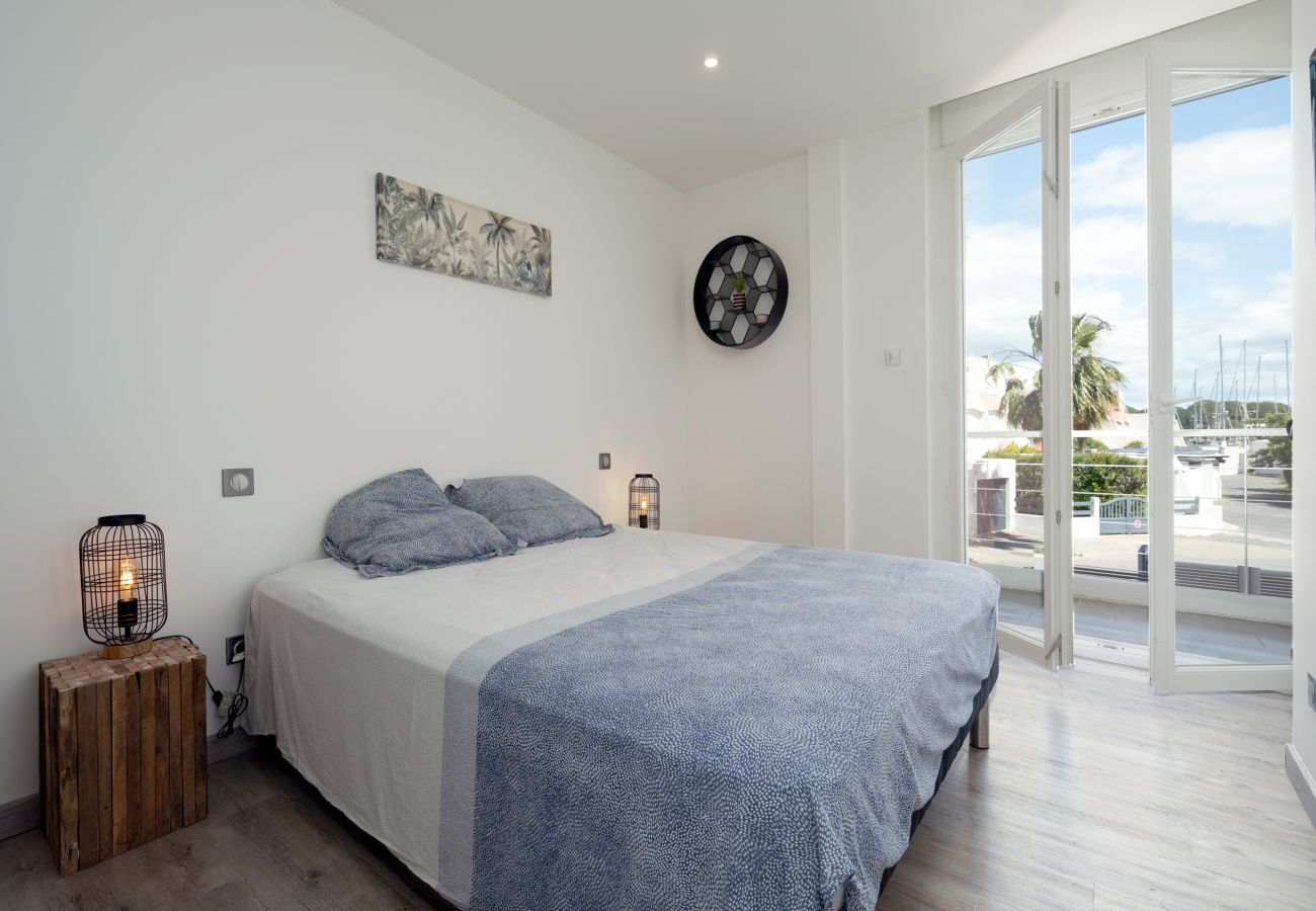 Villa à Le Grau-du-Roi - Villa 8 pers avec vue exceptionnelle sur la Marina