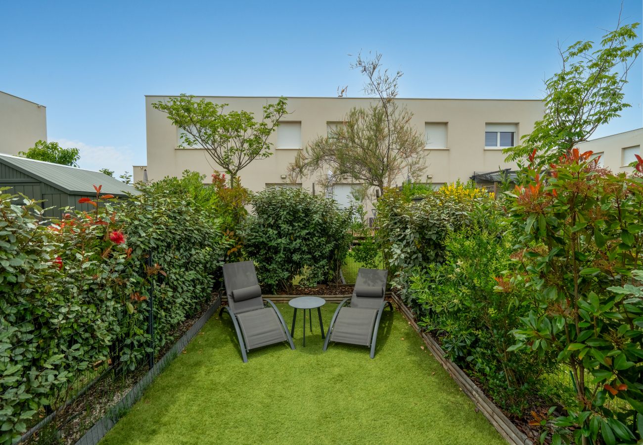 Villa à Sérignan - Villa 6 pers avec  jardin et piscine proche plage