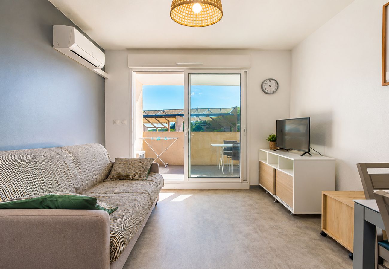 Appartement à Sérignan - Appartement climatisé avec piscine et plage à 450m