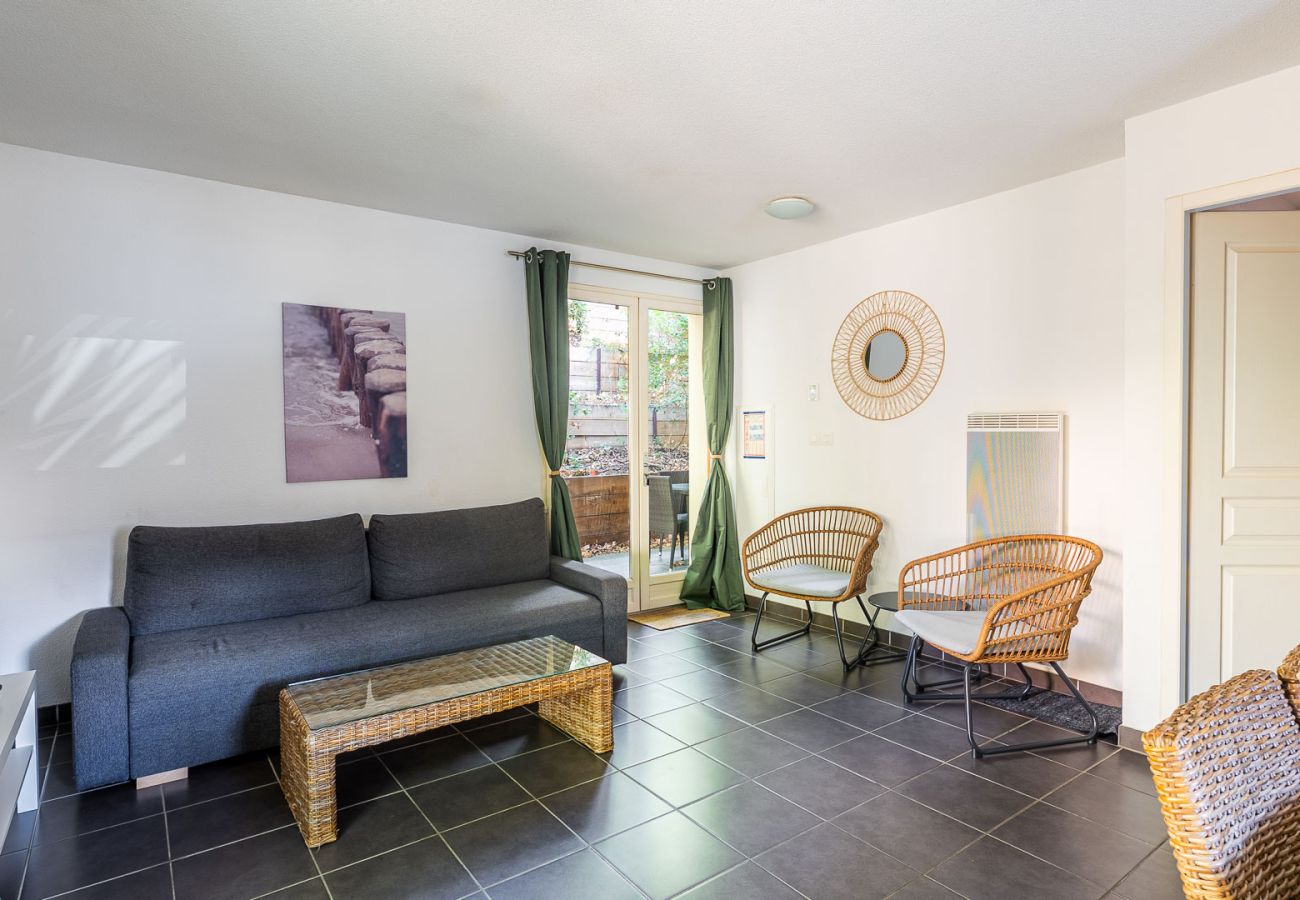 Appartement à Lacanau - Charmante maison avec terrasse, 6 pers