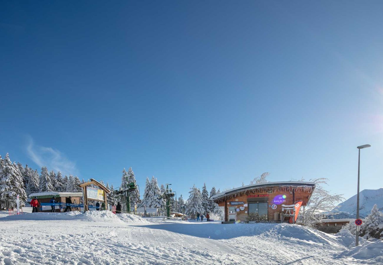Studio à Chamrousse - Bel Appt 5 pers près des pistes