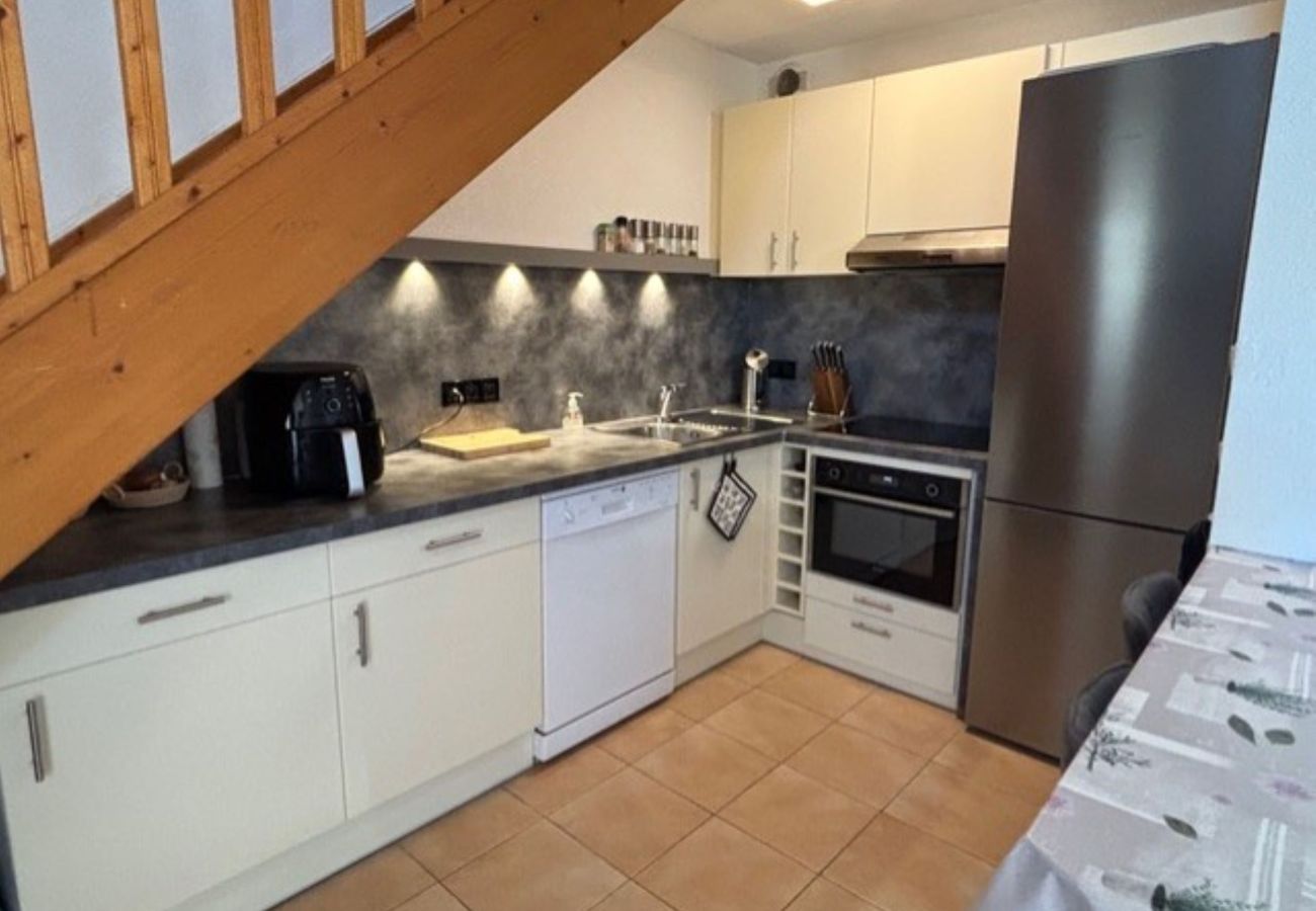 Villa à Homps - Villa duplex climatisé, 4 pers, avec jardin clos