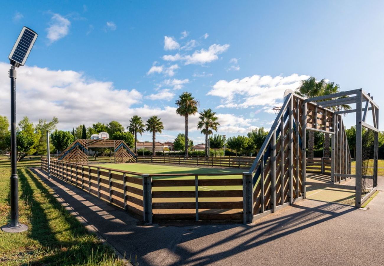 Maison à Homps - Villa 6 pers plein sud avec jardin et piscine