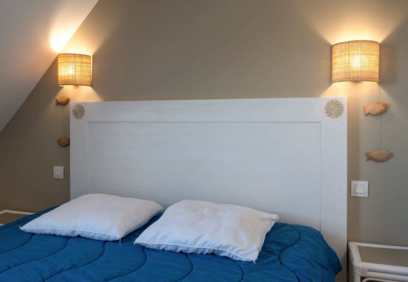Maison à Saint-Nic - Charmante maison avec extérieur, 4 pers, vue mer