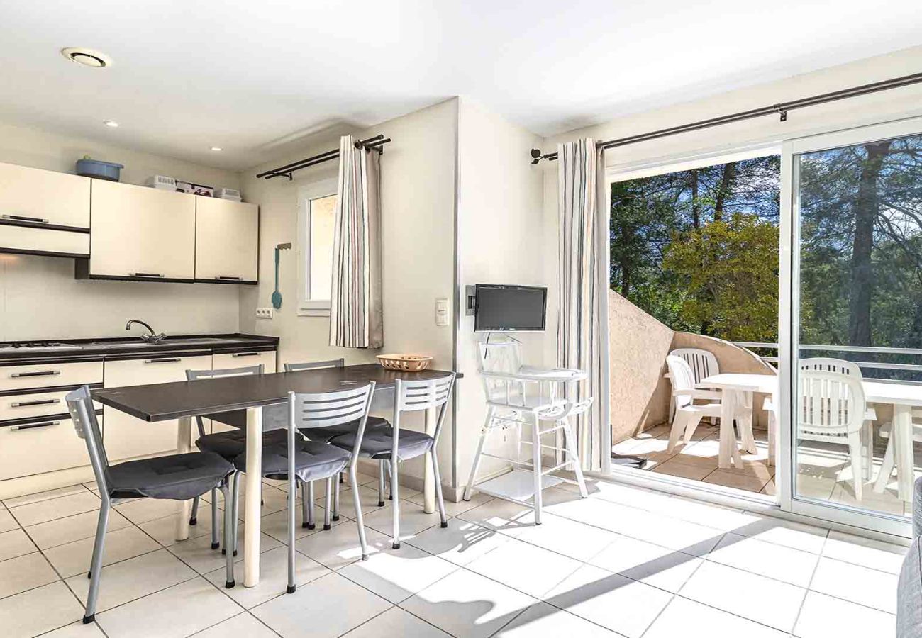 Maison mitoyenne à Sari-Solenzara - Maisonnette, 5 pers, terrasse, proche de la mer
